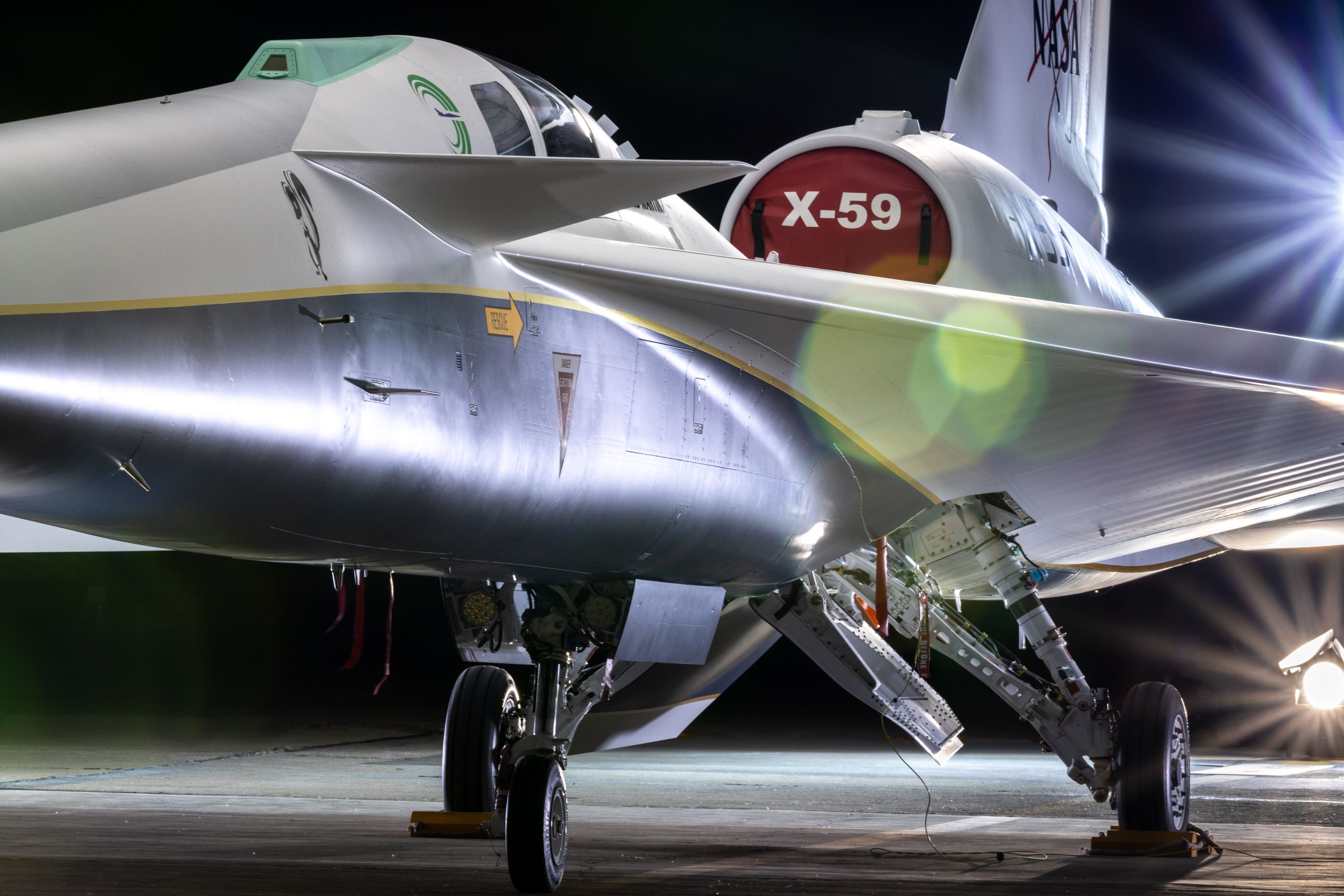 NASA専用 NASA's X-59: Revolutionizing Silent Supersonic Flight
