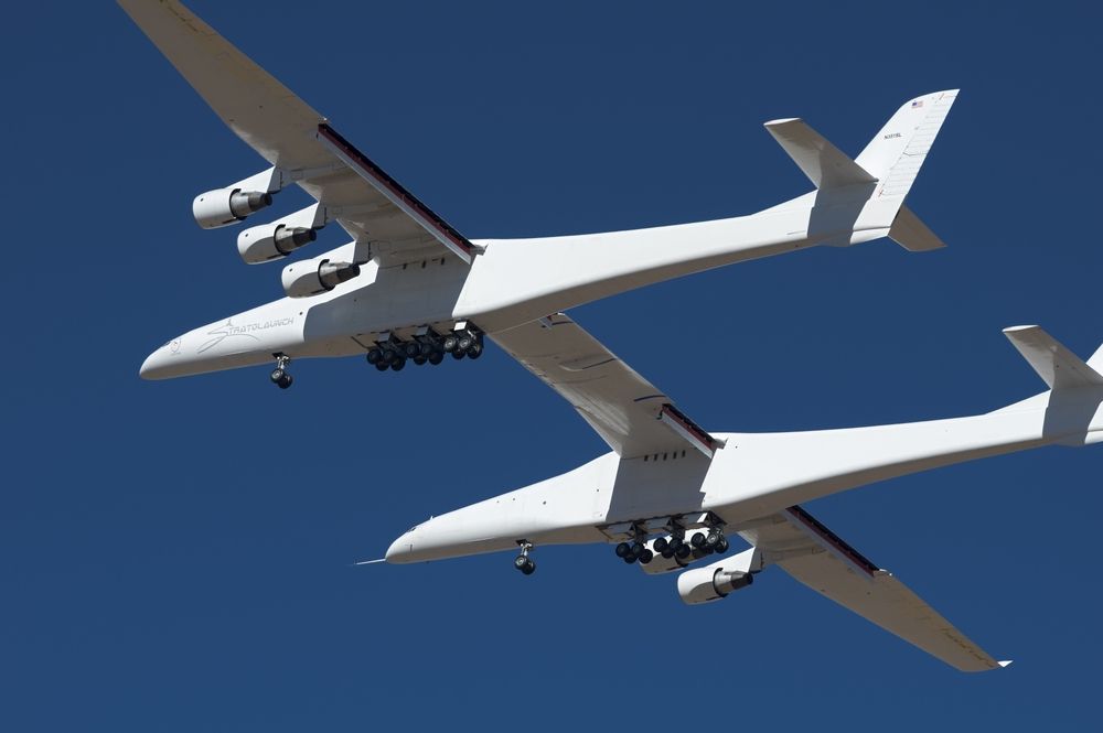 Scaled Composites Model 351 Stratolaunch with registration N351SL