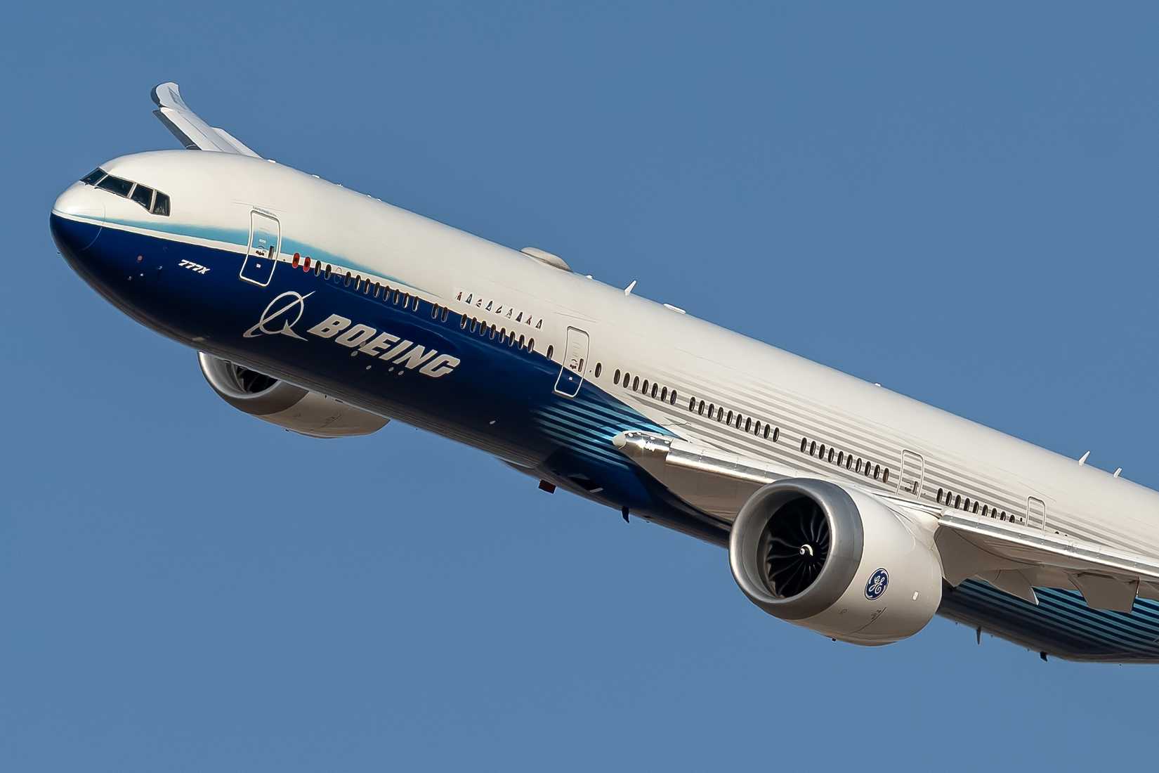 777X with variable wingtips. aircraft demonstrating above Dubai.