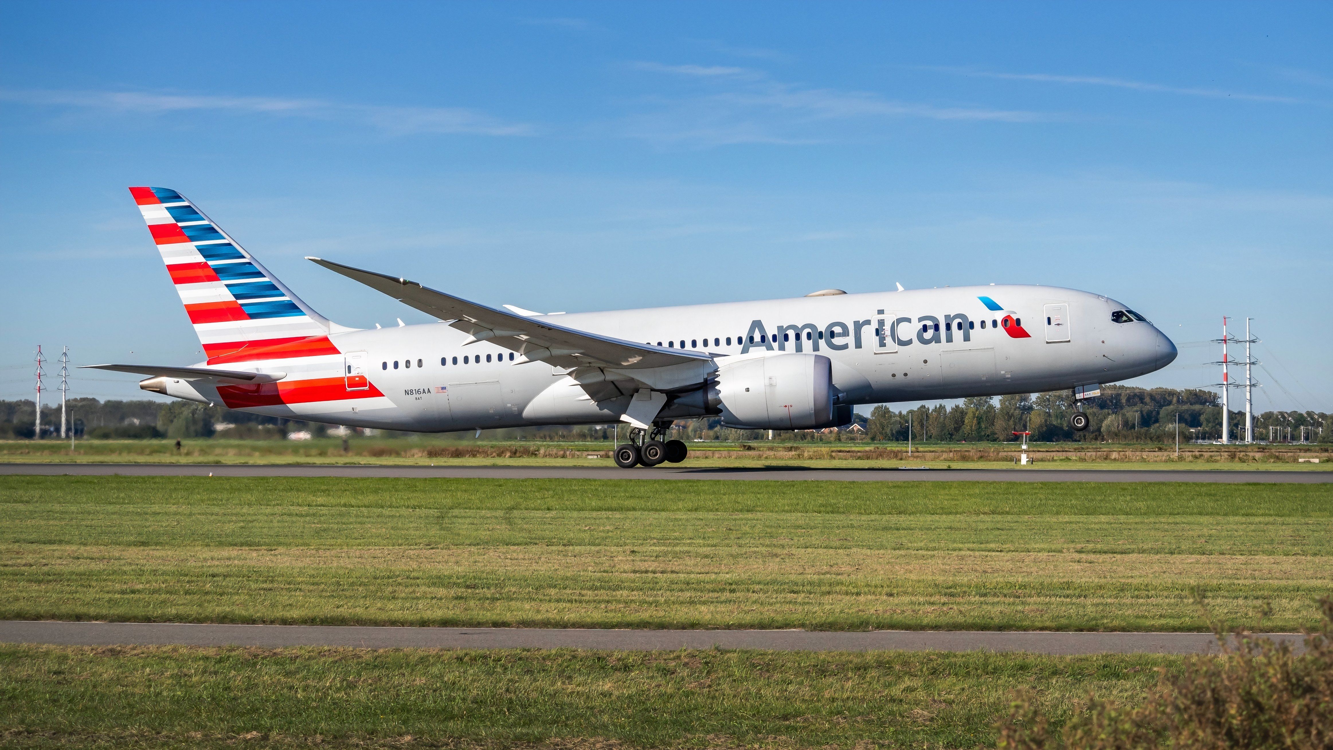American Airlines' Boeing 787-8 Dreamliner: 31 Routes & 5 Hubs In August