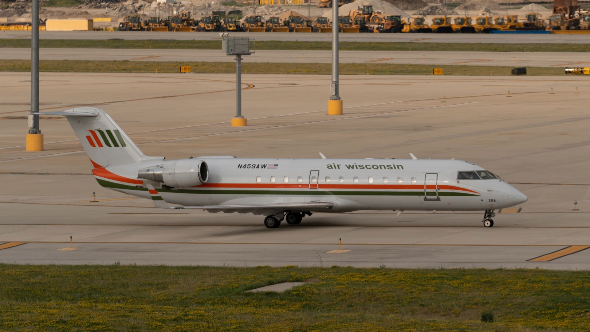 DOT Awards Air Wisconsin First EAS Contract for Regional Service