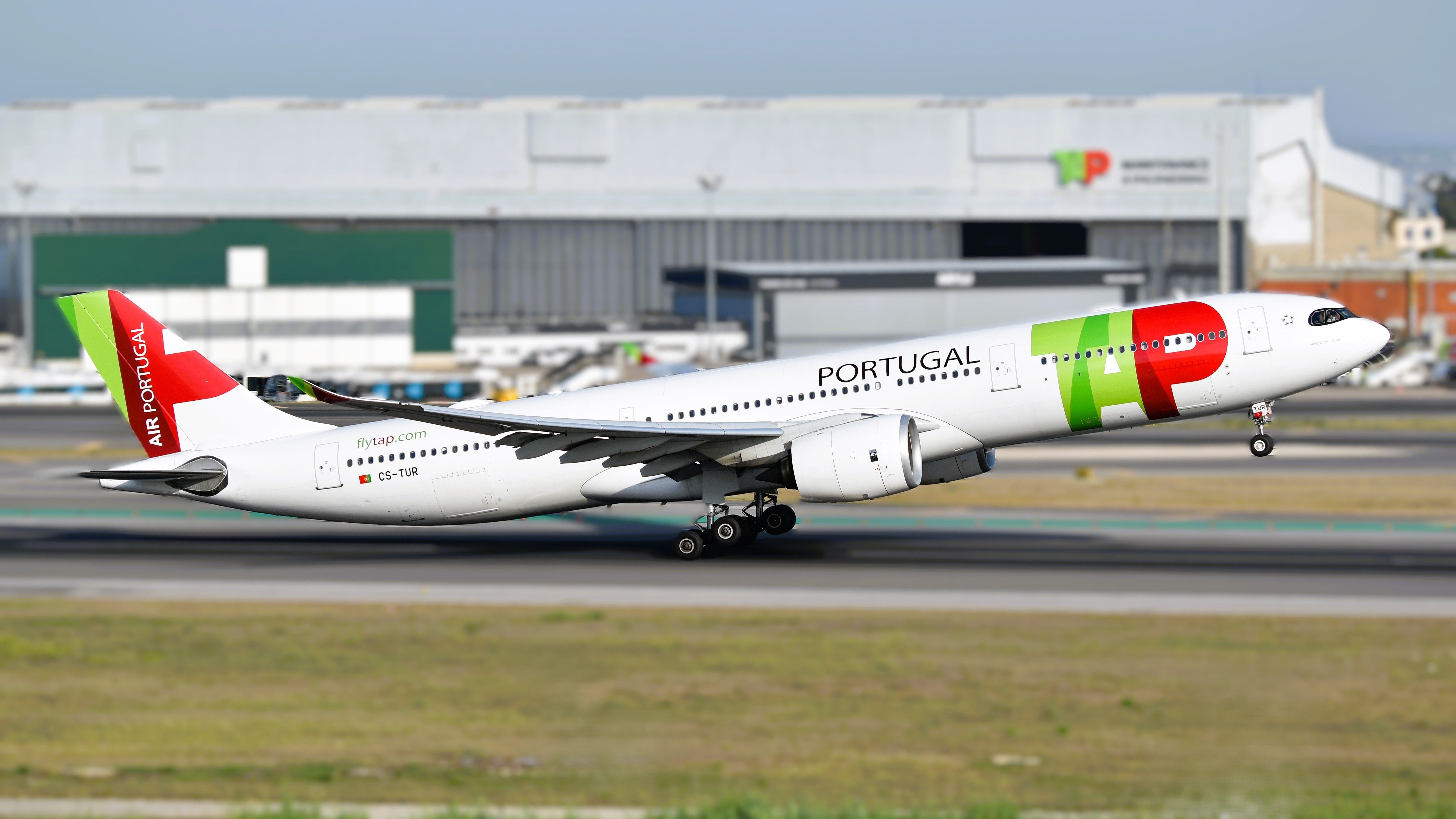 Portuguese President Signs Off On TAP Air Portugal Privatization