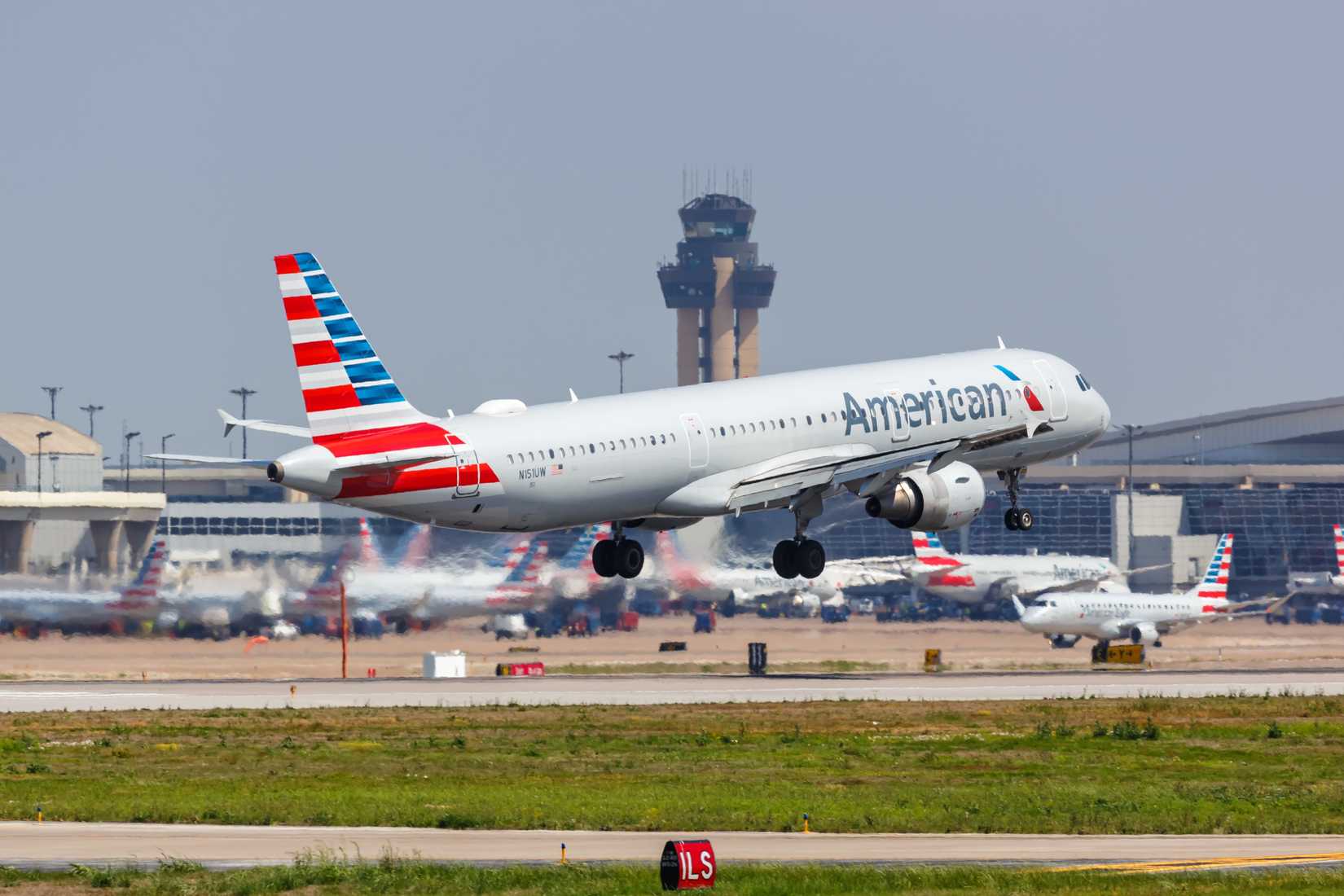 American Airlines Airbus A321 airplane at Dallas Fort Worth Airport (DFW) in the United States.