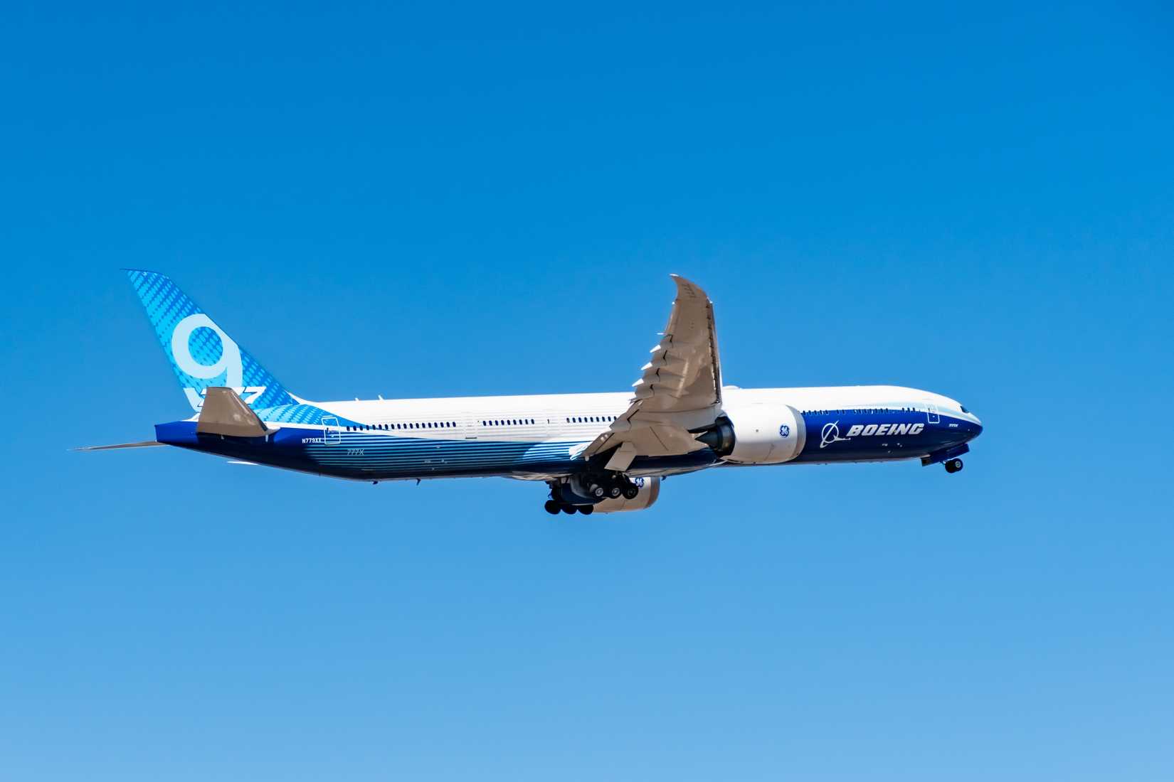 Boeing 777-9 Pulling In the Gear in Blue Skies On A Test Flight