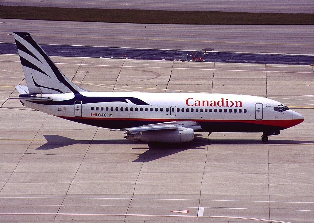 Canadian_Airlines_Boeing_737-200_KvW