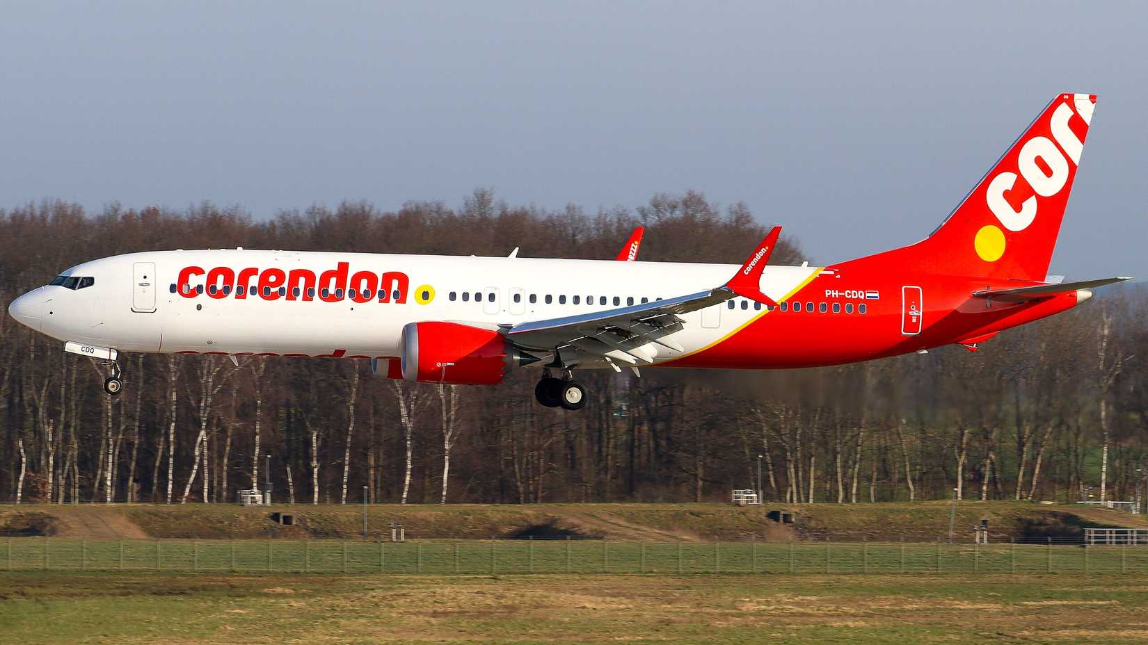 Corendon Dutch Airlines Boeing 737 Max 9 (PH-CDQ) landing at Hannover Airport
