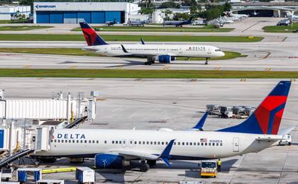 Delta Air Lines Boeing 757 airplanes in Fort Lauderdale, United States.