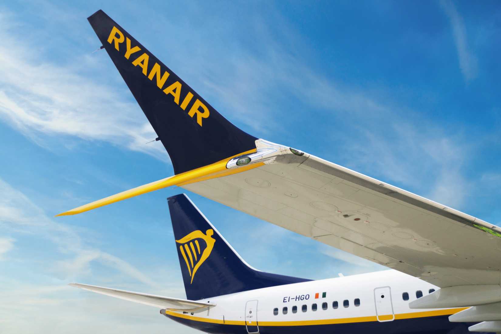 Ryanair 737 MAX livery close ups
