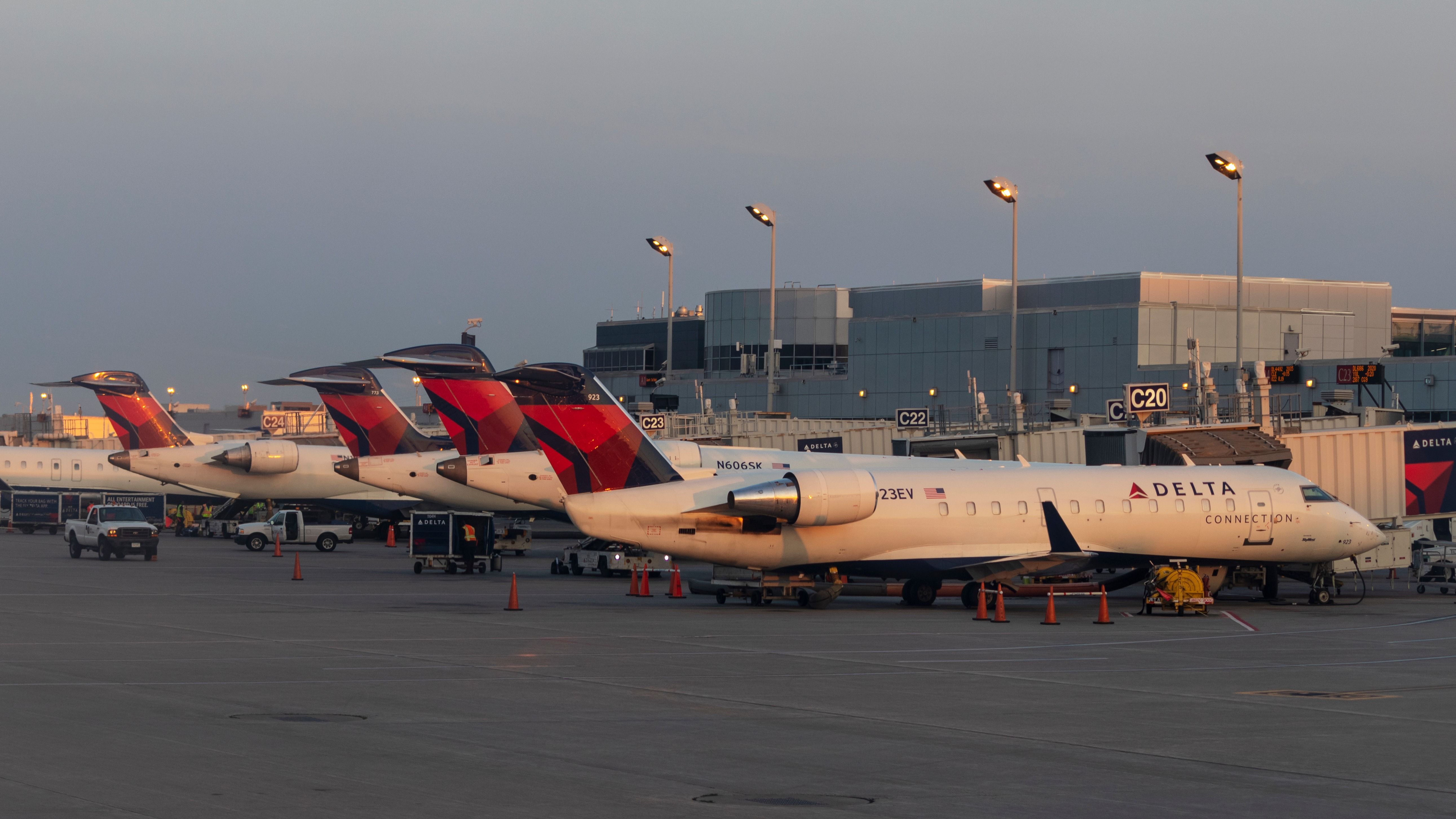 Minneapolis–St. Paul International Airport To Close 1 Priority Runway For Safety Improvements