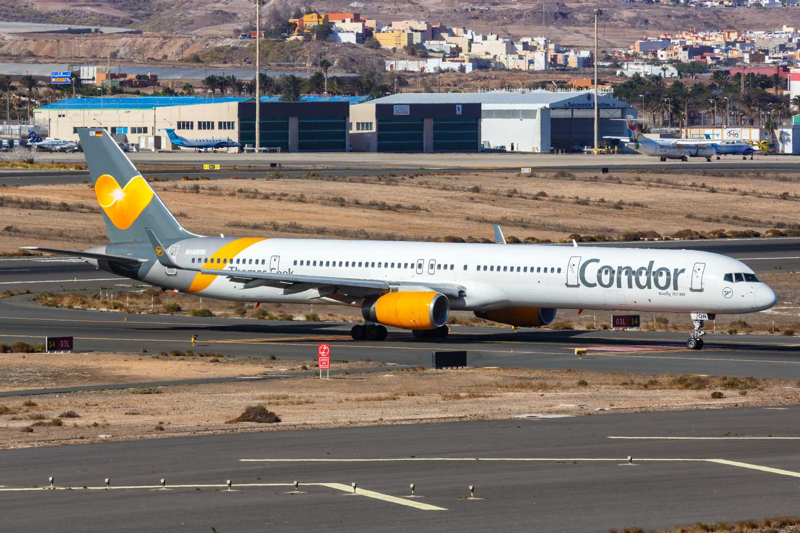 Condor 757 In Gran Canaria