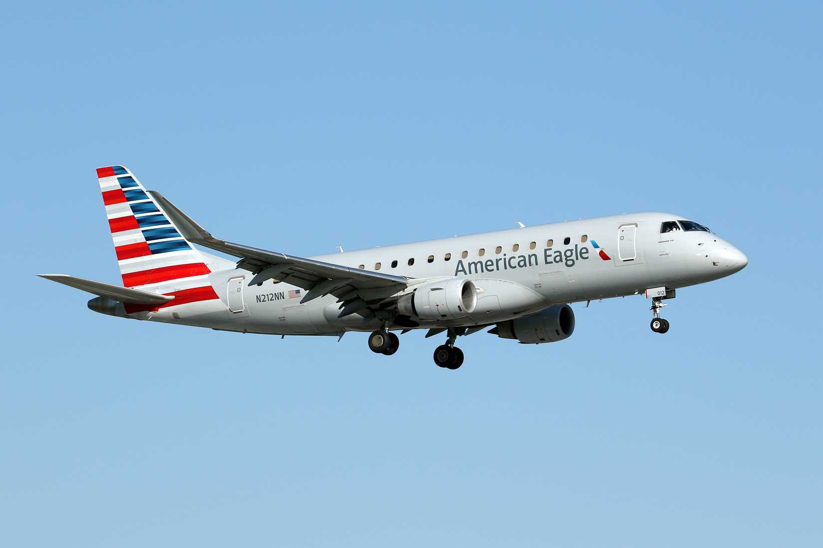 Envoy Air - American Eagle Embraer EMB-175 jet 