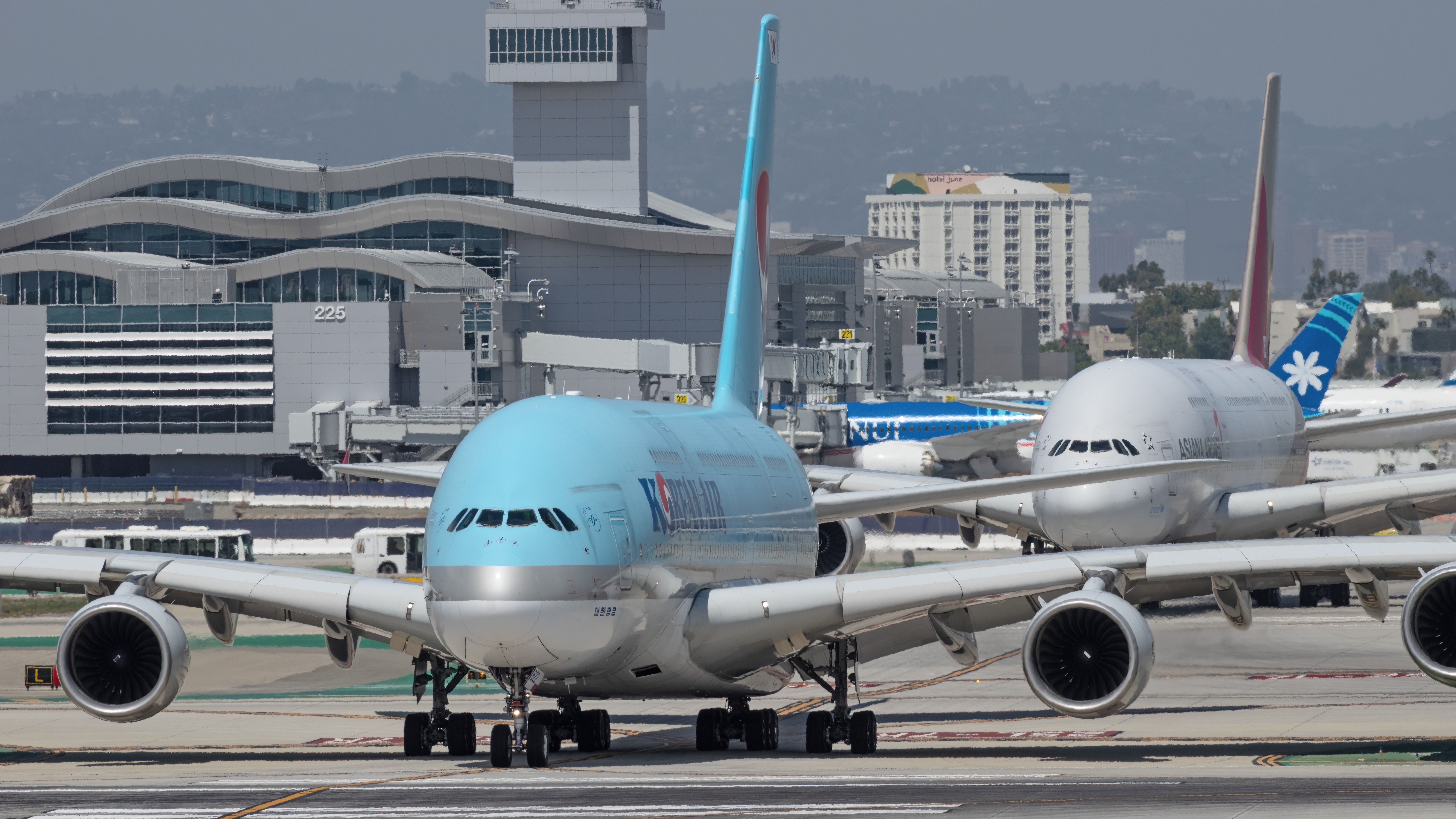 ✨New!! Korean AIR ／ 約1/150／エアバスA380 ✨New!! Korean AIR ／ 約1/150／エアバスA380 - メルカリ