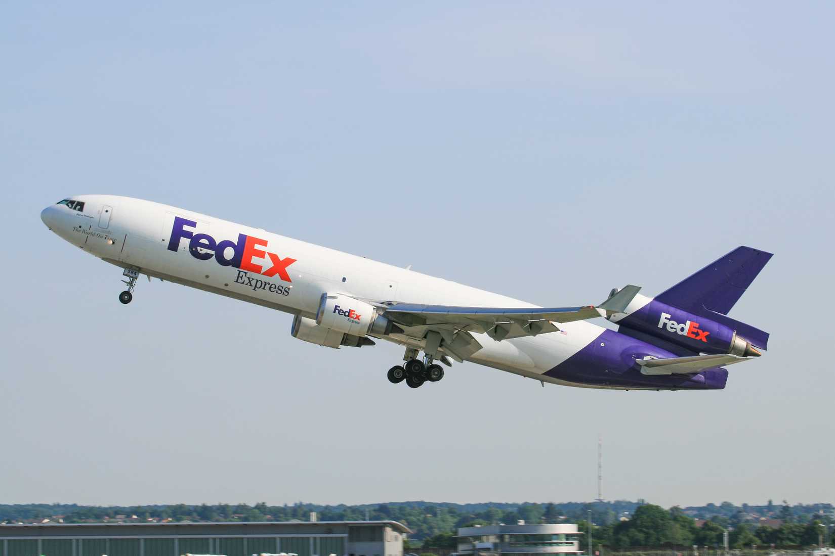 FedEx MD-11 